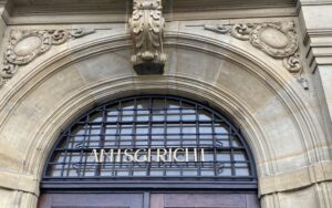 Erst um 660.000 Euro erleichtert, dann selbst angeklagt: Posse am Amtsgericht endet mit Freispruch zweiter Klasse